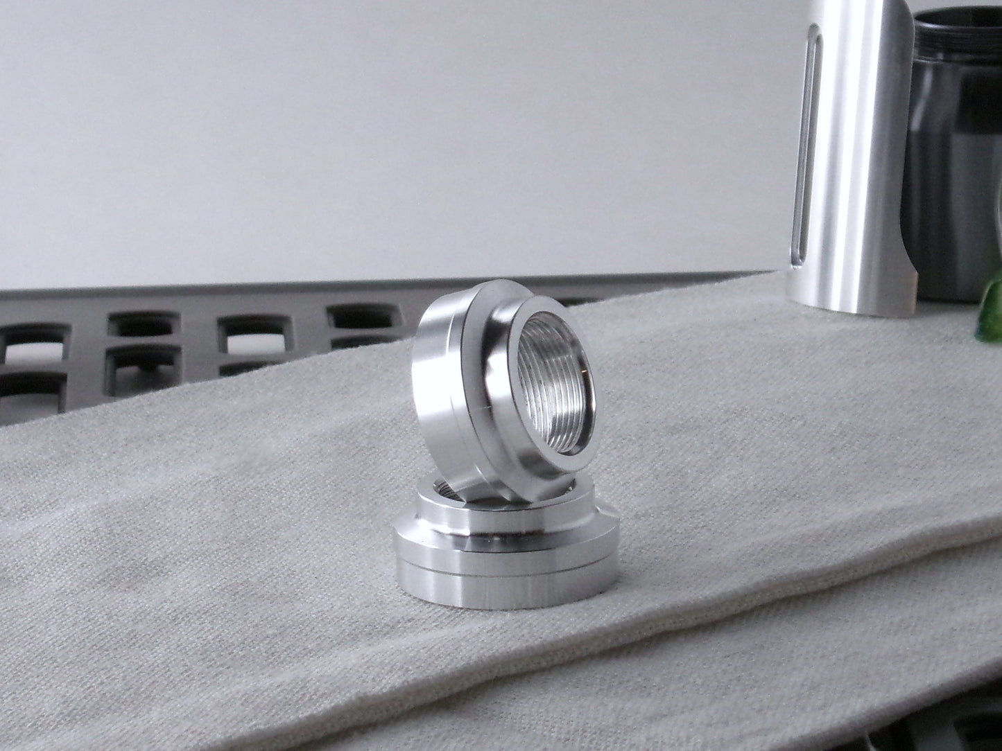 Adapter - Thin Neck Base - F Type_1