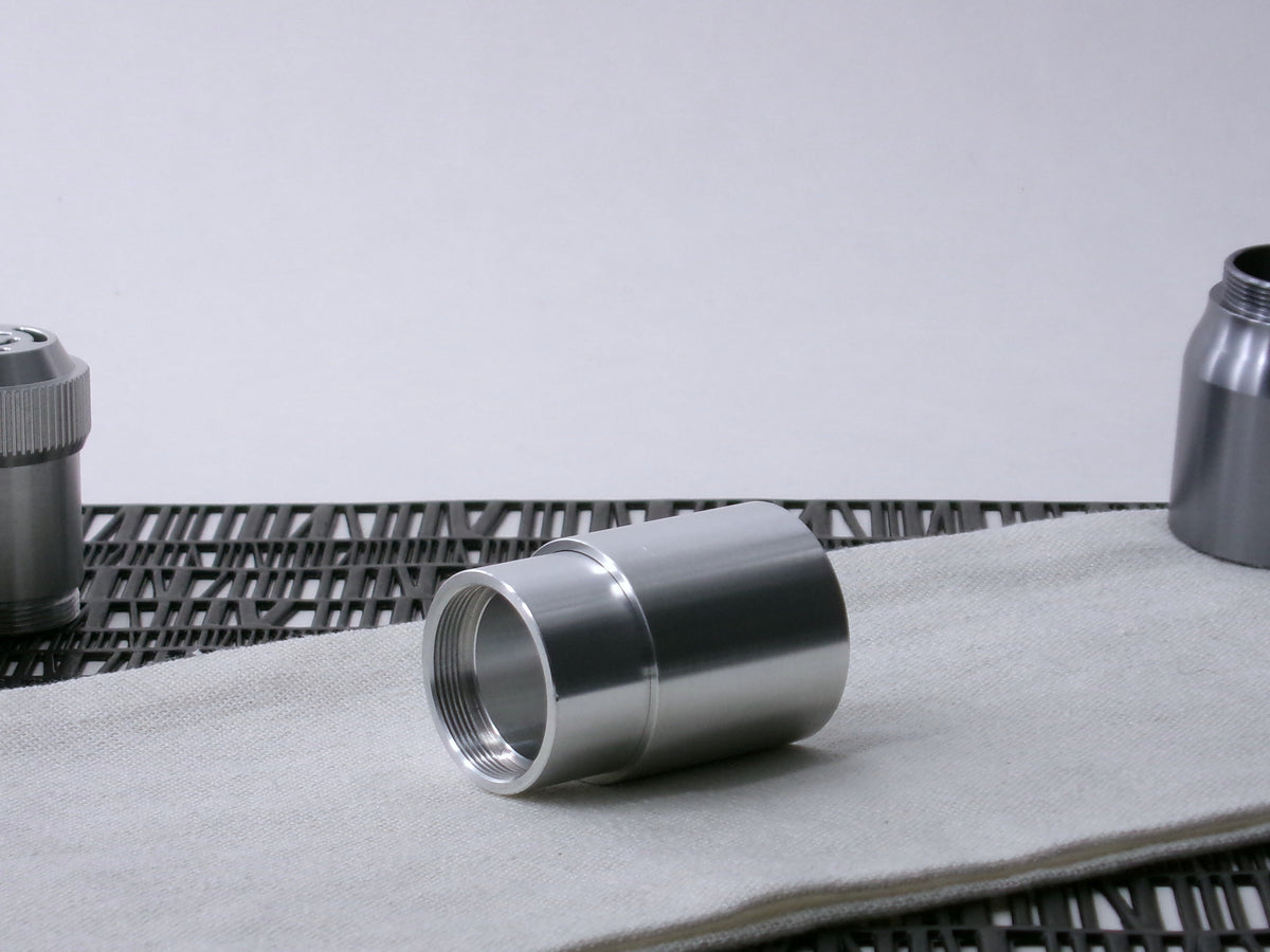 A plain, VHC-compatible Accent Sleeve sits 3/4 view, installed on a CSF Body Segment.