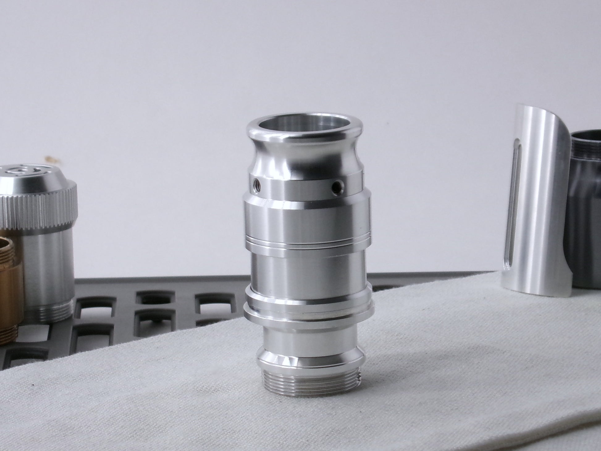 Assembled VHC-compatible, Component Schema Kit - Emitter Type 7, standing proud.